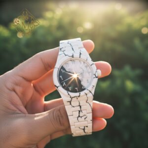 aur-watch-black-&-white