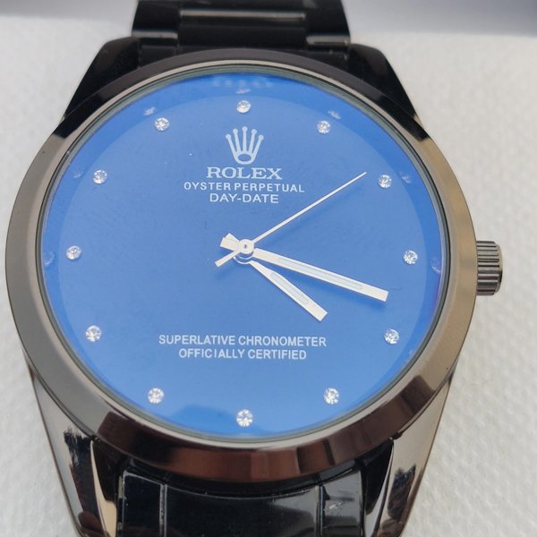 6 rolex-oyster-perpetual-day-date-men’s-analog-watch