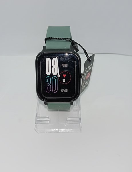 7 Set-of-modern-smartwatches-with-silicone-straps-in-black-green-and-blue