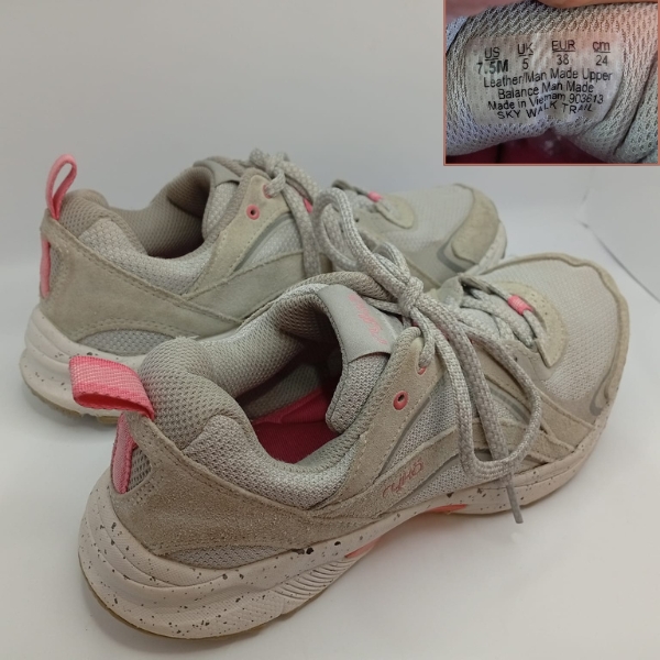 1 brooks-womens-trail-running-shoes