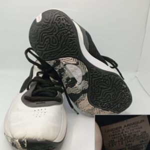 under-armour-kids-athletic-shoes
